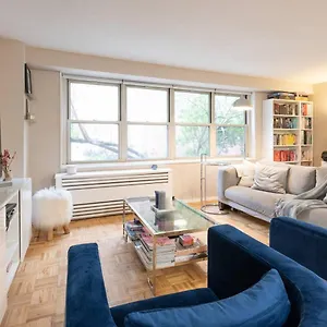 https://1600ft-tribeca-townhouse-luxury-spacious.us-newyorkcity.com