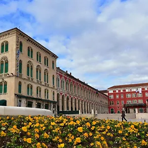 Hotel Bellevue, Split