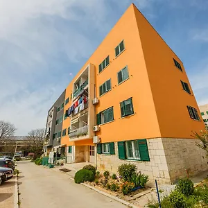 Emica Apartament